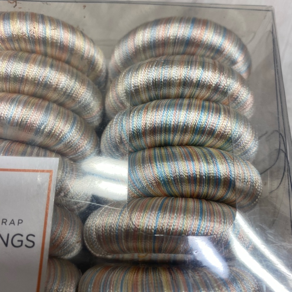 Spring Yarn Wrap Napkin Rings Set - Multicolor - Picture 2 of 10